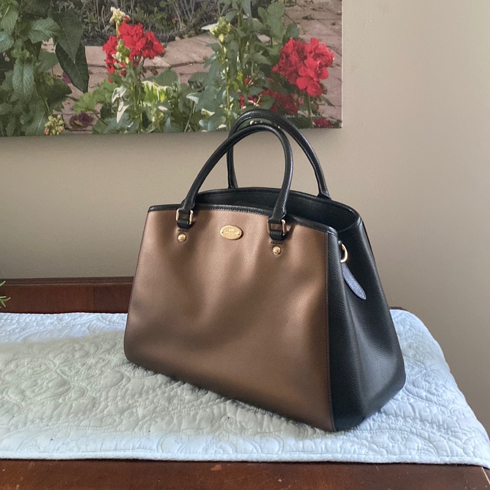 Coach Satchel - Carryall Margot Small In Bicolor Metallic